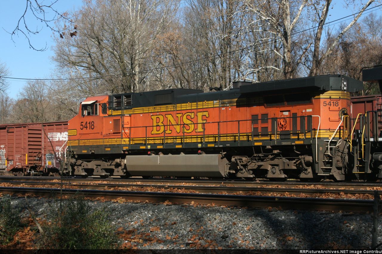 BNSF 5418